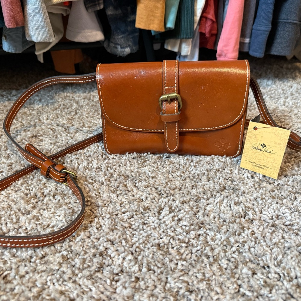 Patricia Nash Torri Leather Crossbody Bag